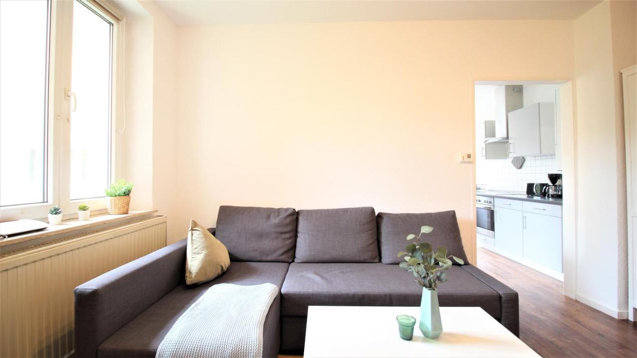 Zentral Wohnen - Inkl. Privatem Stellplatz Apartment Wurzburg Exterior photo
